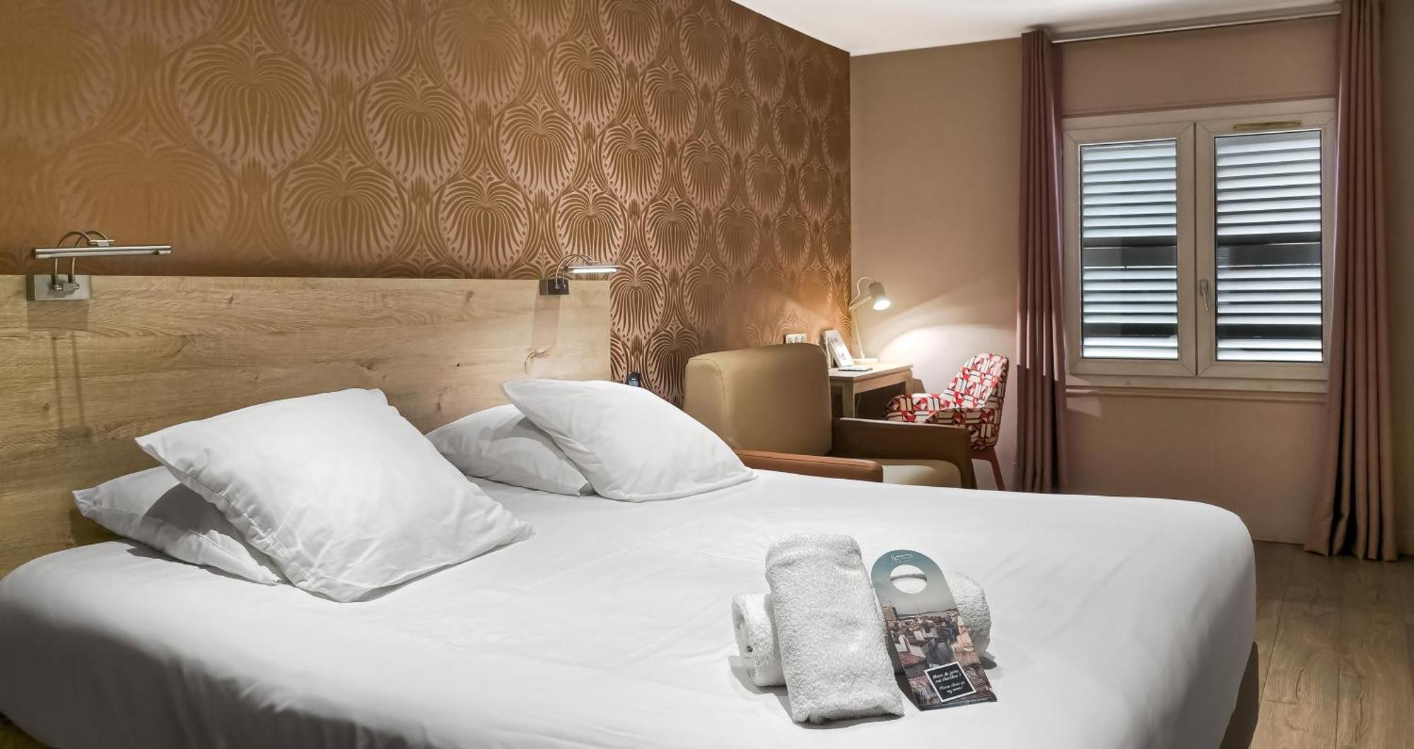 Grand Hotel Dauphine Toulon, Boutique Hotel & Suites Buitenkant foto